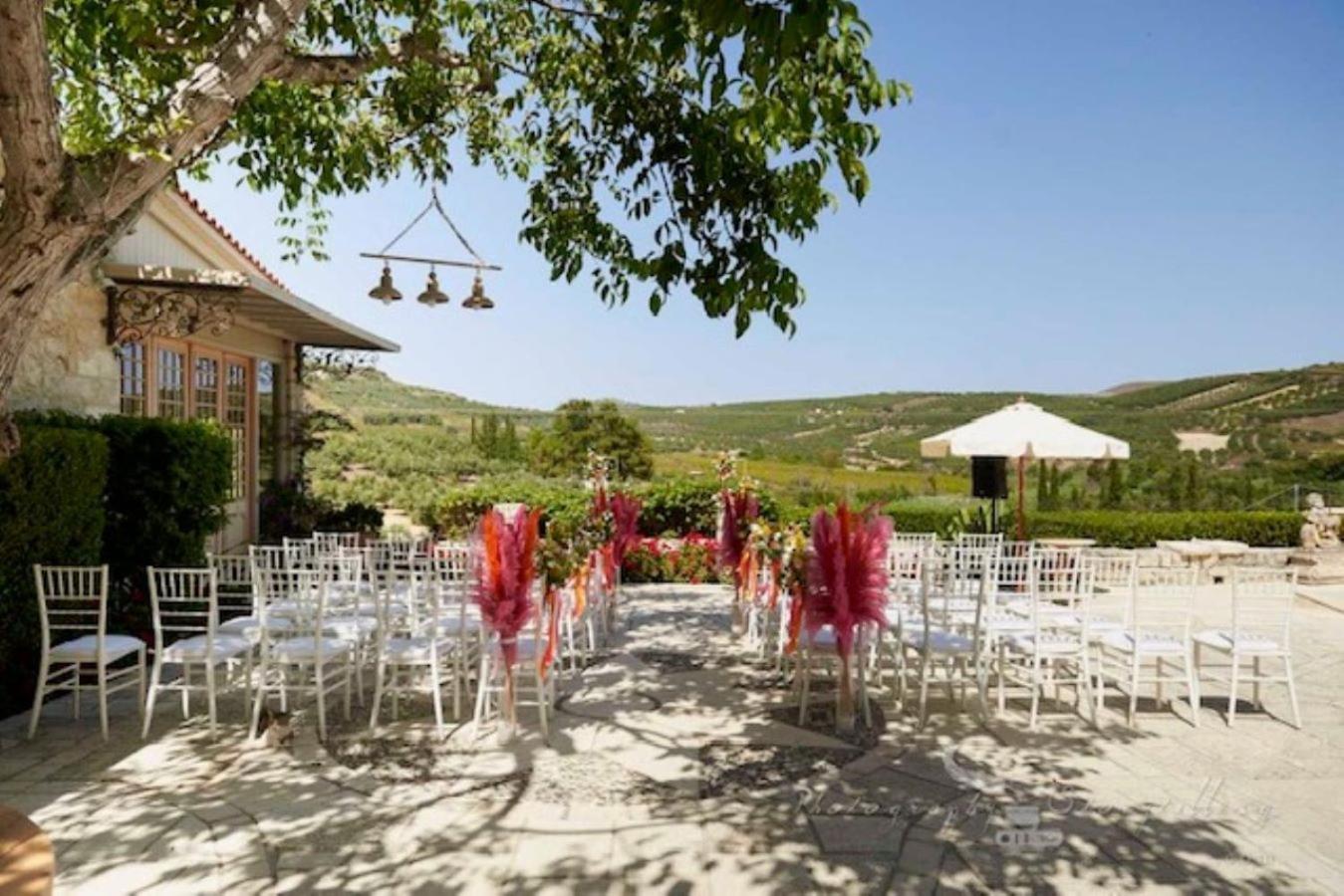 Villa Mantilari Wine Estate 7 Apartments 2 Private Pools 1 Heated Tennis Court Fitness Center Арханес Экстерьер фото